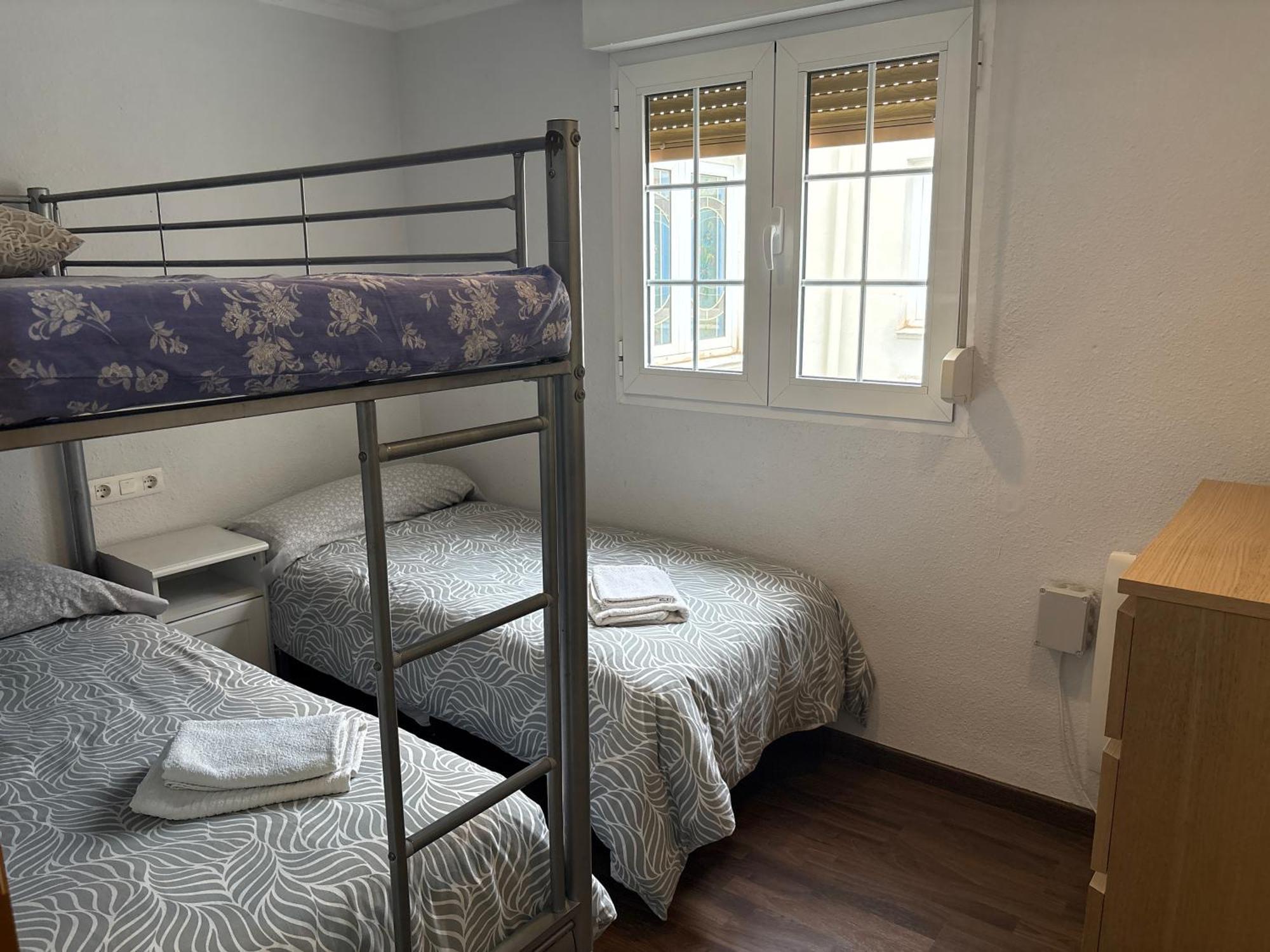 Apartamentos Centro Ciudad 2 Habitaciones Эльда Экстерьер фото