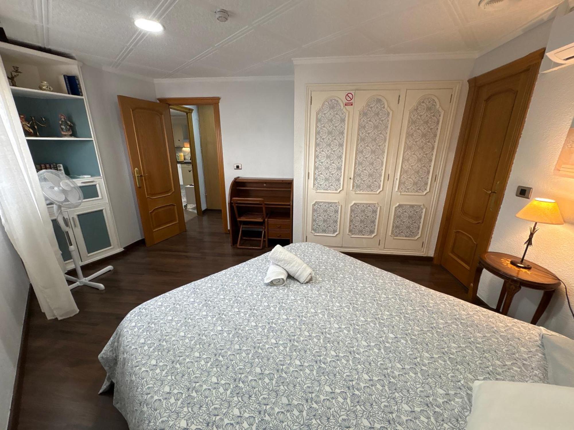 Apartamentos Centro Ciudad 2 Habitaciones Эльда Экстерьер фото